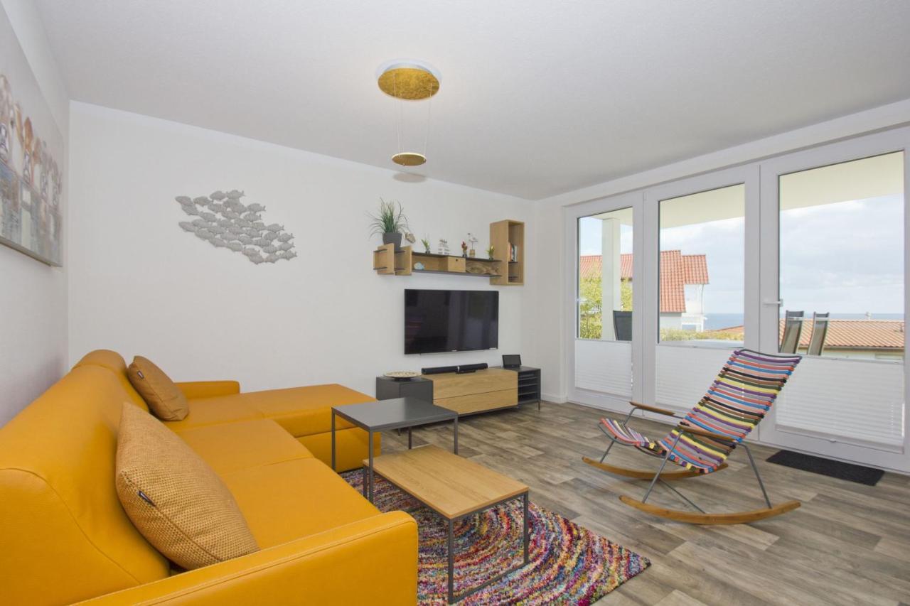 Mit Meerblick Und Terrasse, Gratis Nutzung Vom Ahoi Erlebnisbad Und Sauna In Sellin - Meeresblick Fewo 68 Гёрен Экстерьер фото